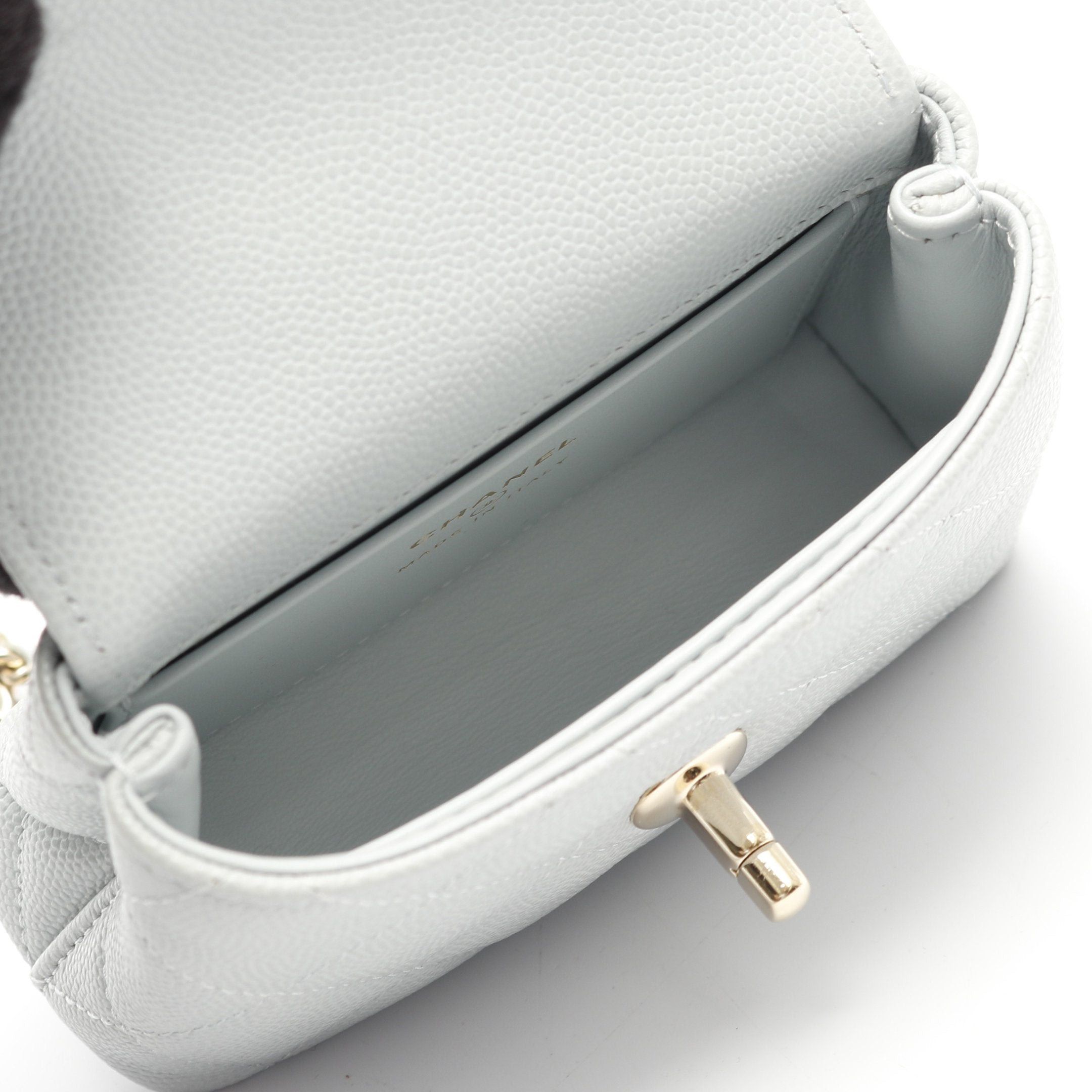 Chanel Chanel Coco Handle Mini Matelasse Chain Shoulder Bag Caviar Skin Light Blue Gold Hardware Size ONE SIZE - 3 Thumbnail