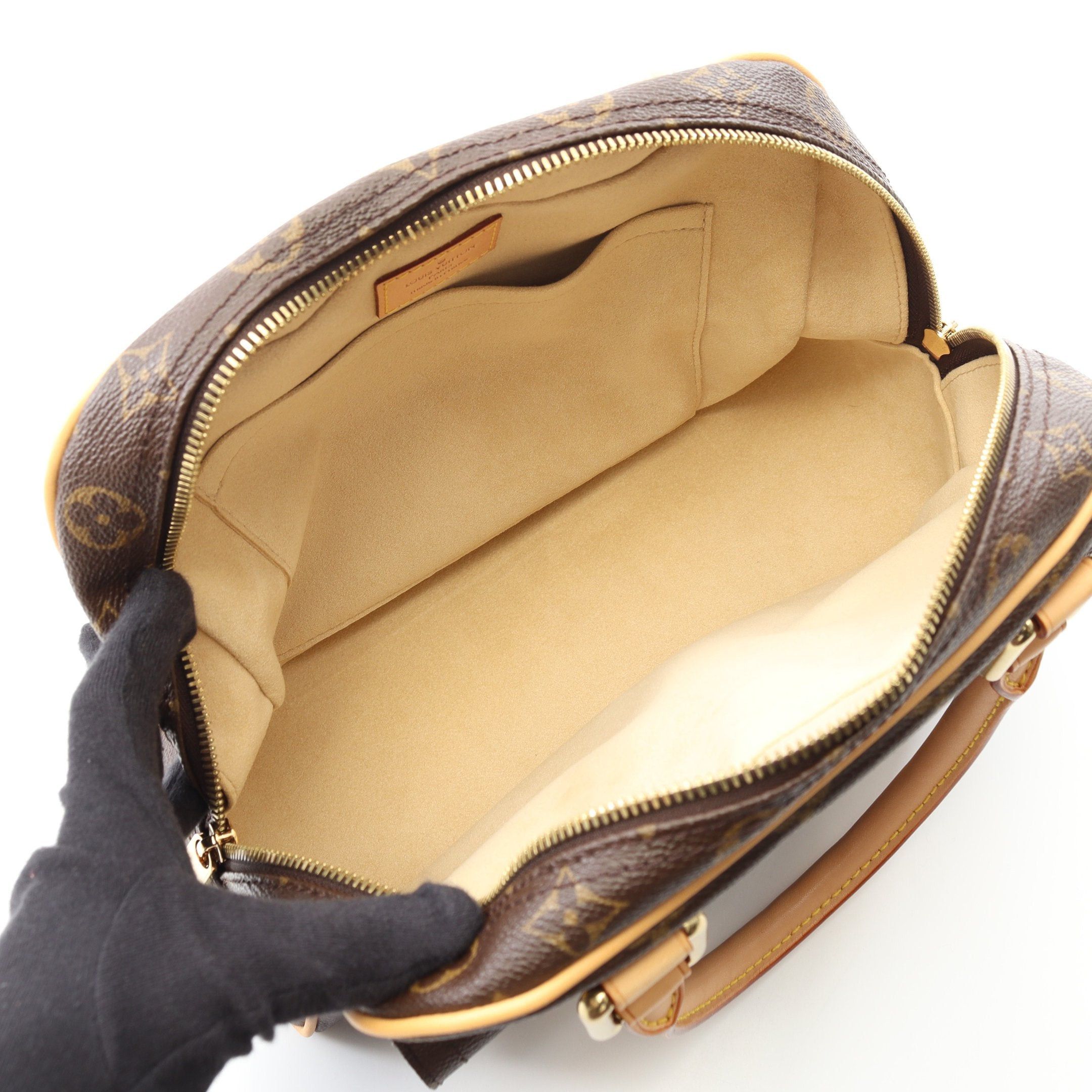 Louis Vuitton Louis Vuitton Manhattan Pm Monogram Handbag Leather Brown Size ONE SIZE - 3 Thumbnail