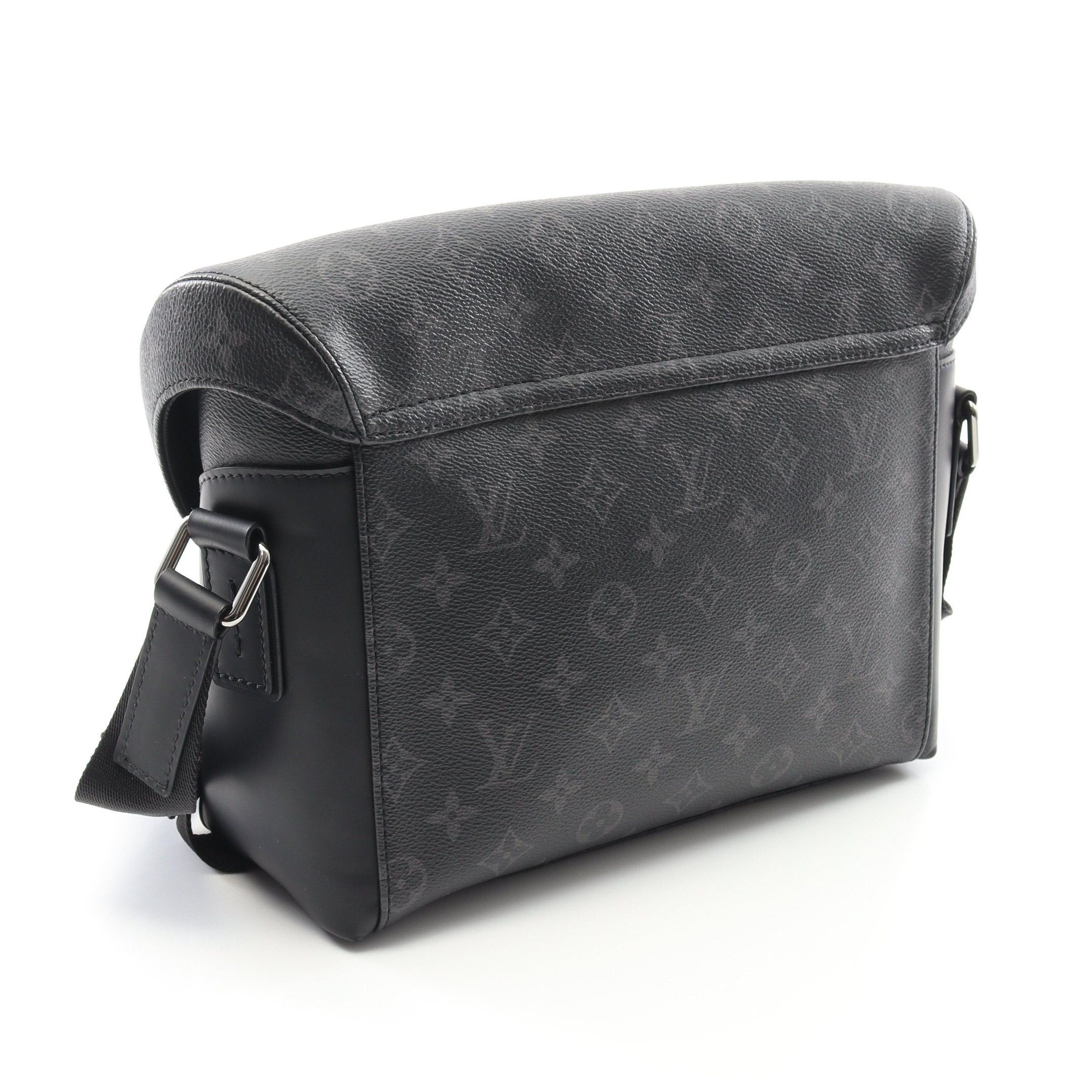 Louis Vuitton Louis Vuitton Messenger Voyage Pm Monogram Eclipse Shoulder Bag Leather Black Size ONE SIZE - 2 Thumbnail