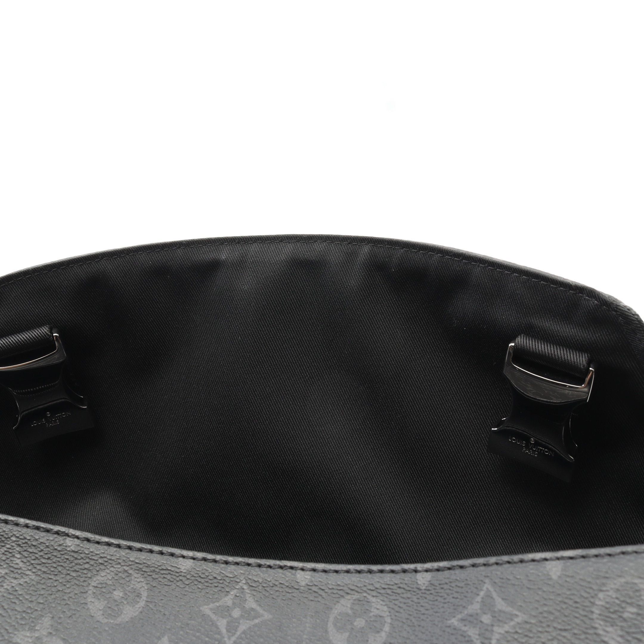 Louis Vuitton Louis Vuitton Messenger Voyage Pm Monogram Eclipse Shoulder Bag Leather Black Size ONE SIZE - 7 Thumbnail