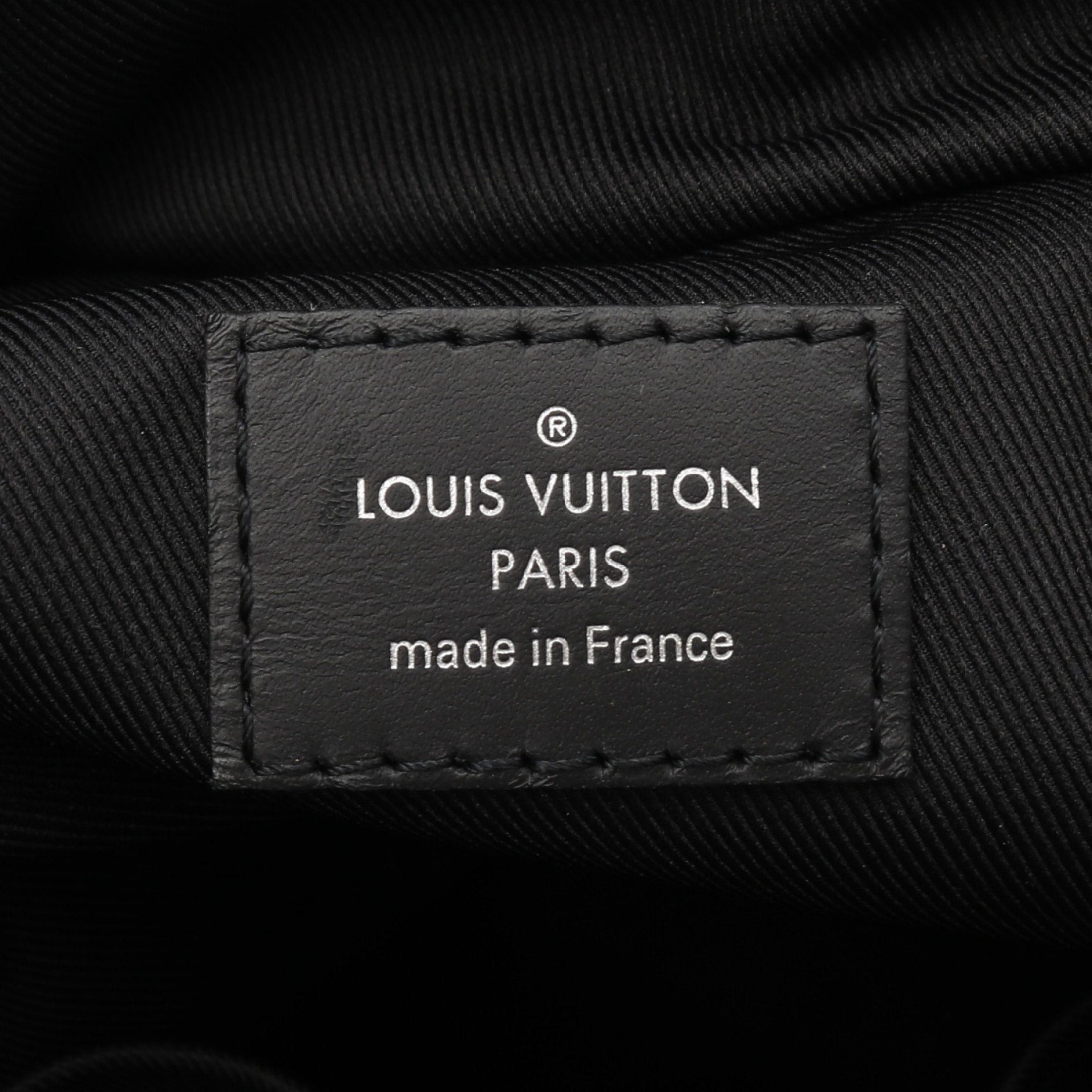 Louis Vuitton Louis Vuitton Apollo Monogram Eclipse Backpack Rucksack Leather Black Size ONE SIZE - 4 Thumbnail