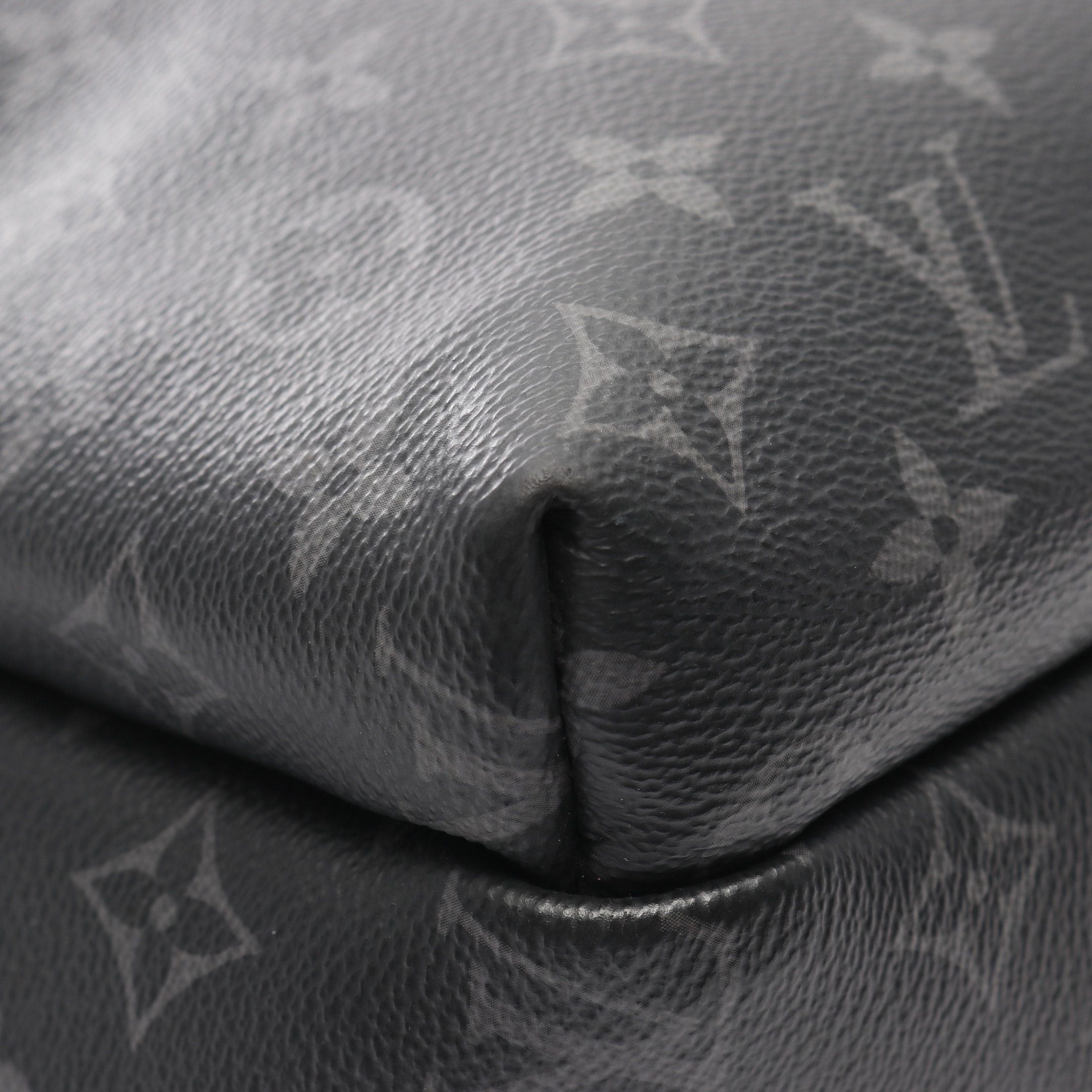 Louis Vuitton Louis Vuitton Apollo Monogram Eclipse Backpack Rucksack Leather Black Size ONE SIZE - 11 Thumbnail