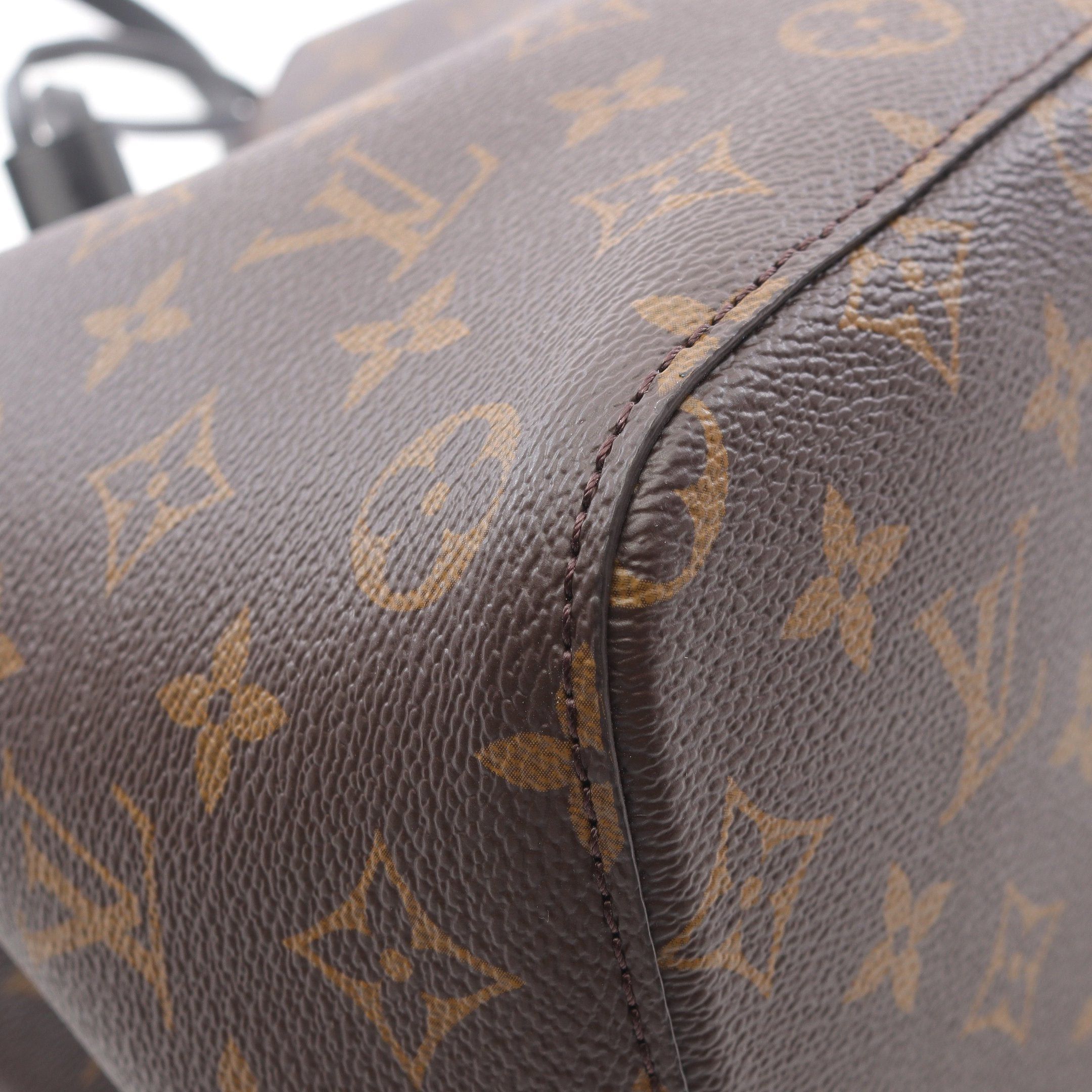 Louis Vuitton Louis Vuitton Neo Noe Monogram Noir Shoulder Bag Leather Brown Black Size ONE SIZE - 7 Thumbnail