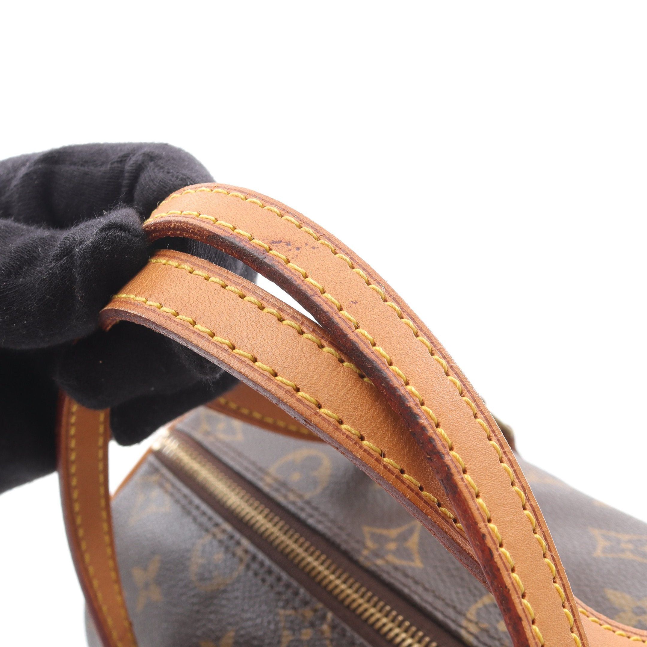 Louis Vuitton Louis Vuitton Papillon 26 Monogram Handbag Leather Brown Size ONE SIZE - 7 Thumbnail