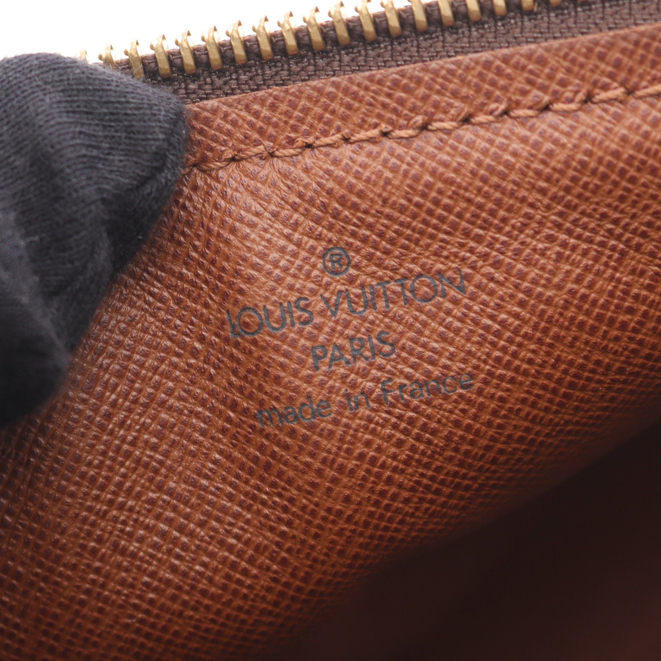 Louis Vuitton Louis Vuitton Papillon 26 Monogram Handbag Leather Brown Size ONE SIZE - 4 Thumbnail