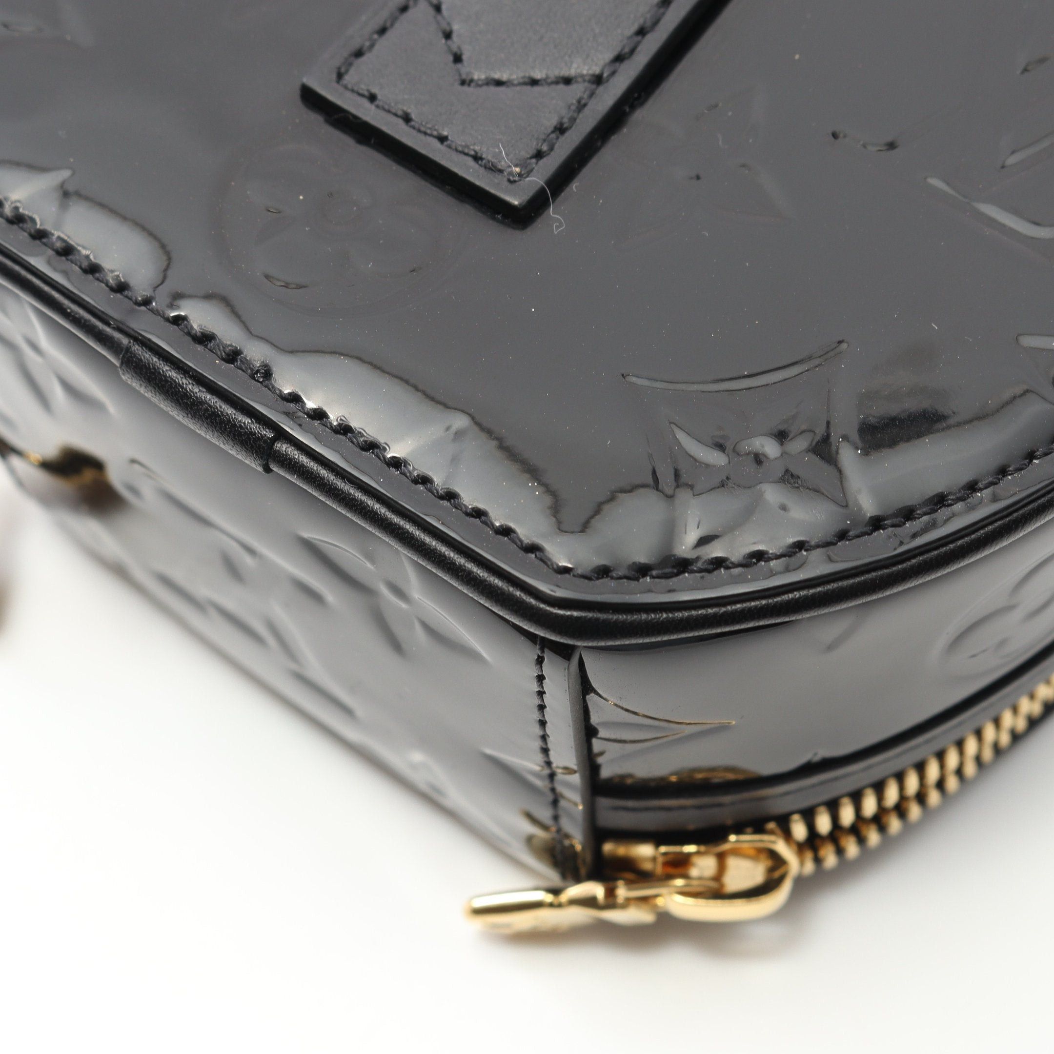 Louis Vuitton Louis Vuitton Mini Boatt Chapeau Monogram Vernis Shoulder Bag Leather Black Size ONE SIZE - 5 Thumbnail