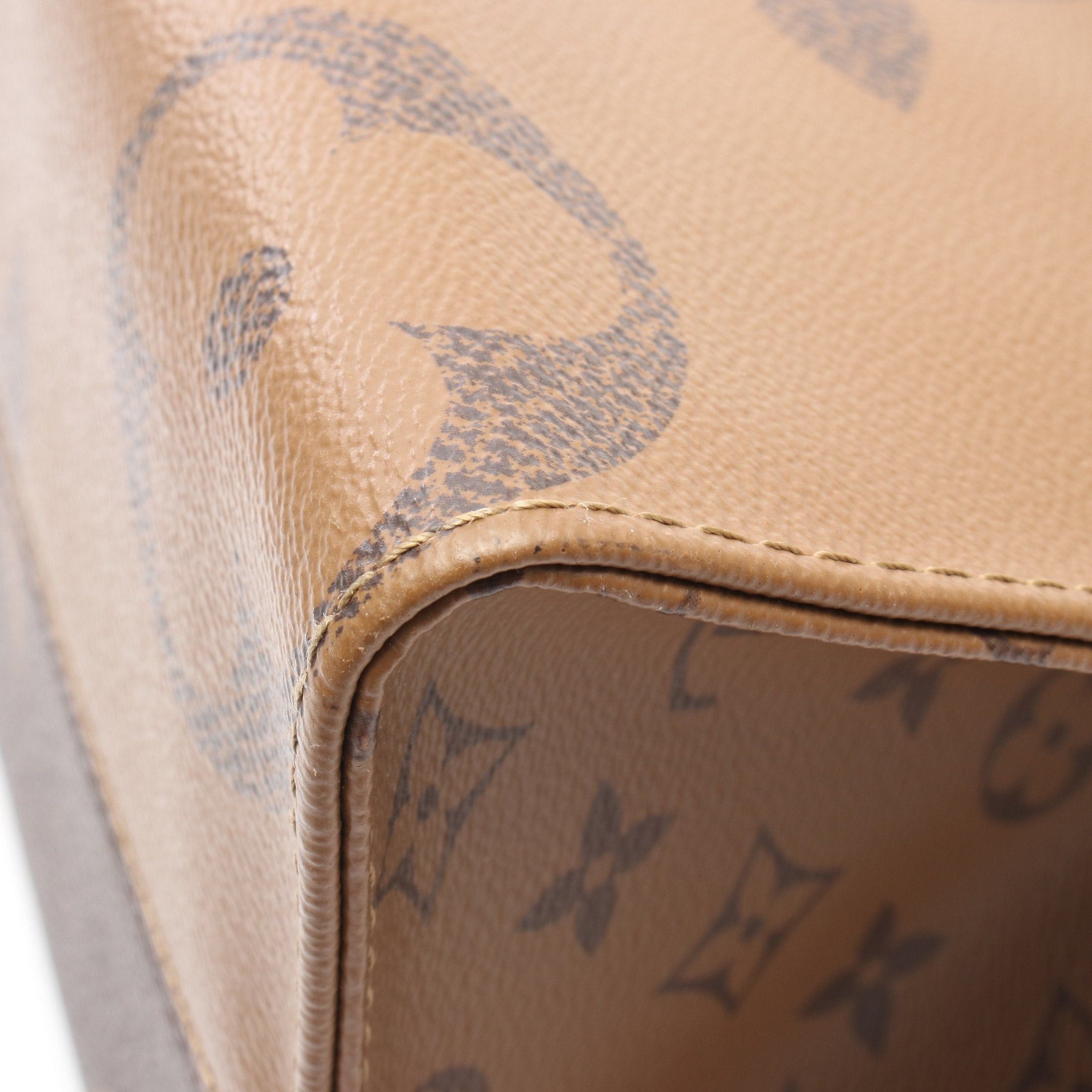 Louis Vuitton Louis Vuitton On-The-Go Mm Monogram Giant Reverse Shoulder Bag Tote Leather Brown Beige Size ONE SIZE - 7 Thumbnail