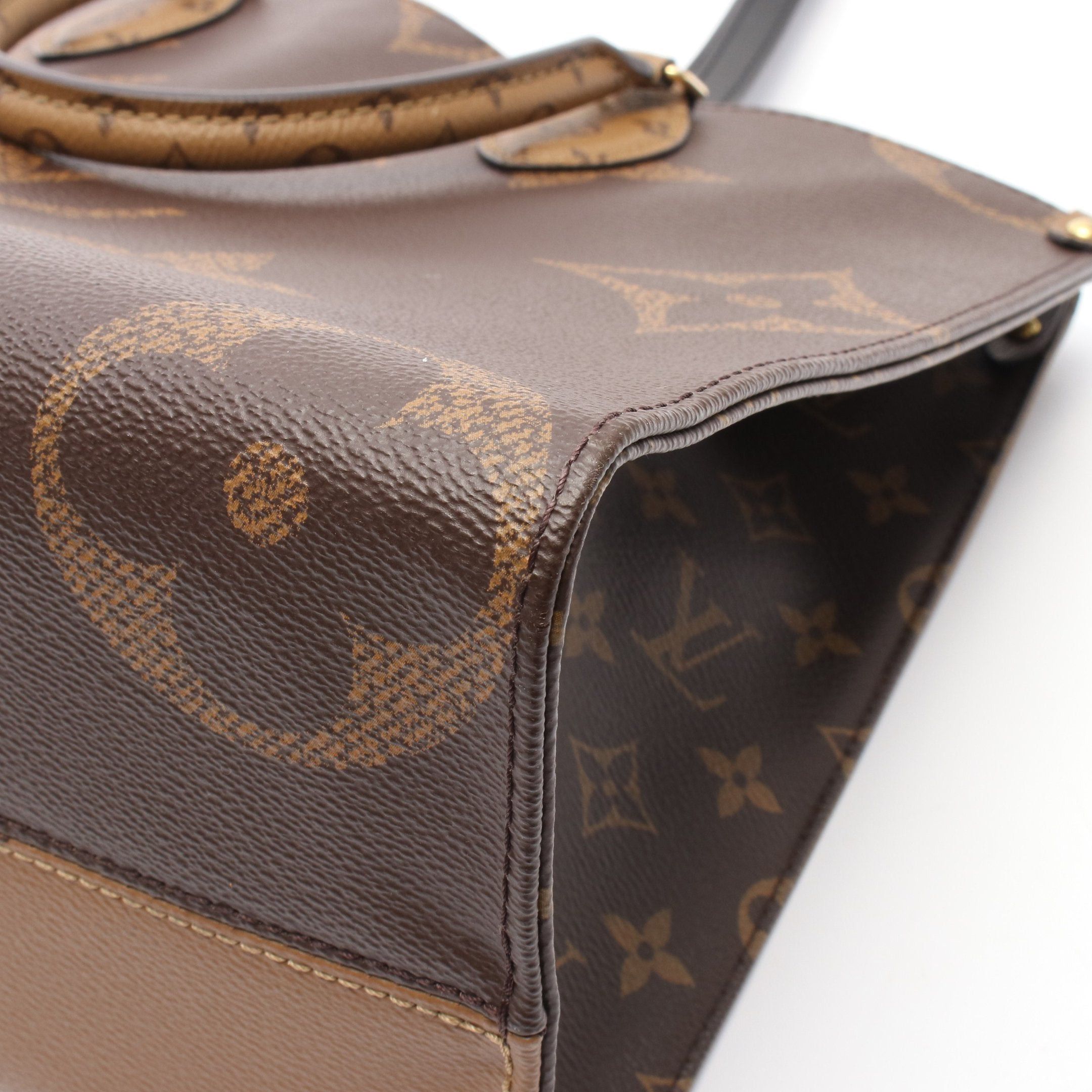 Louis Vuitton Louis Vuitton On-The-Go Mm Monogram Giant Reverse Shoulder Bag Tote Leather Brown Beige Size ONE SIZE - 6 Thumbnail