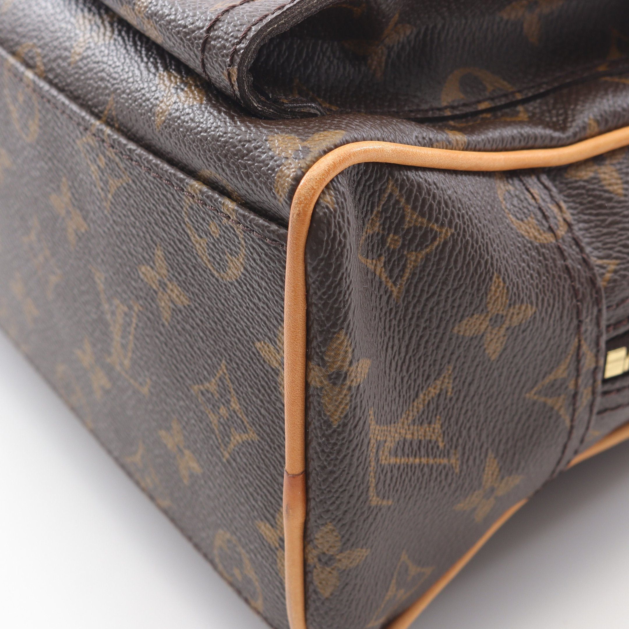 Louis Vuitton Louis Vuitton Manhattan Pm Monogram Handbag Leather Brown Size ONE SIZE - 8 Thumbnail