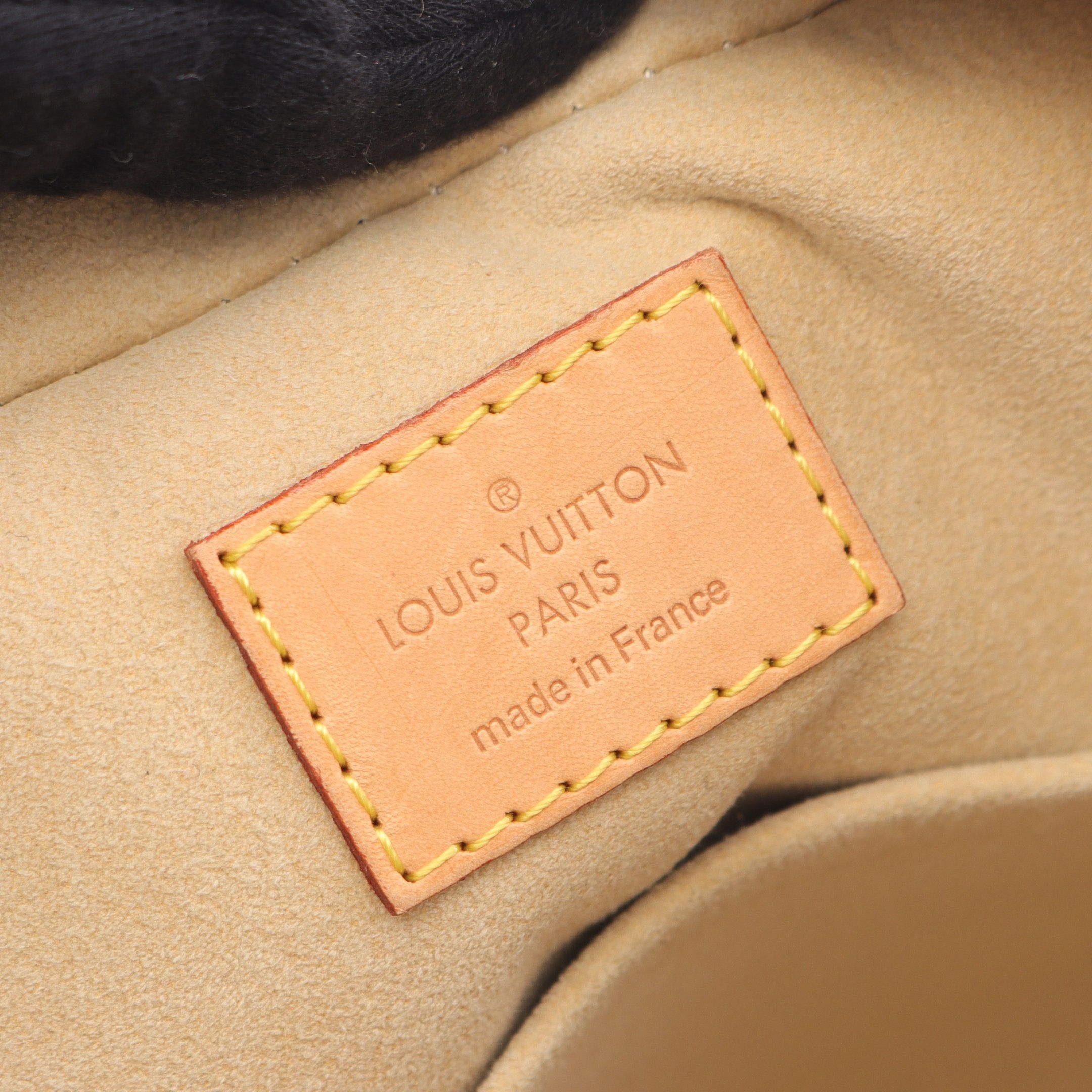 Louis Vuitton Louis Vuitton Manhattan Pm Monogram Handbag Leather Brown Size ONE SIZE - 4 Thumbnail