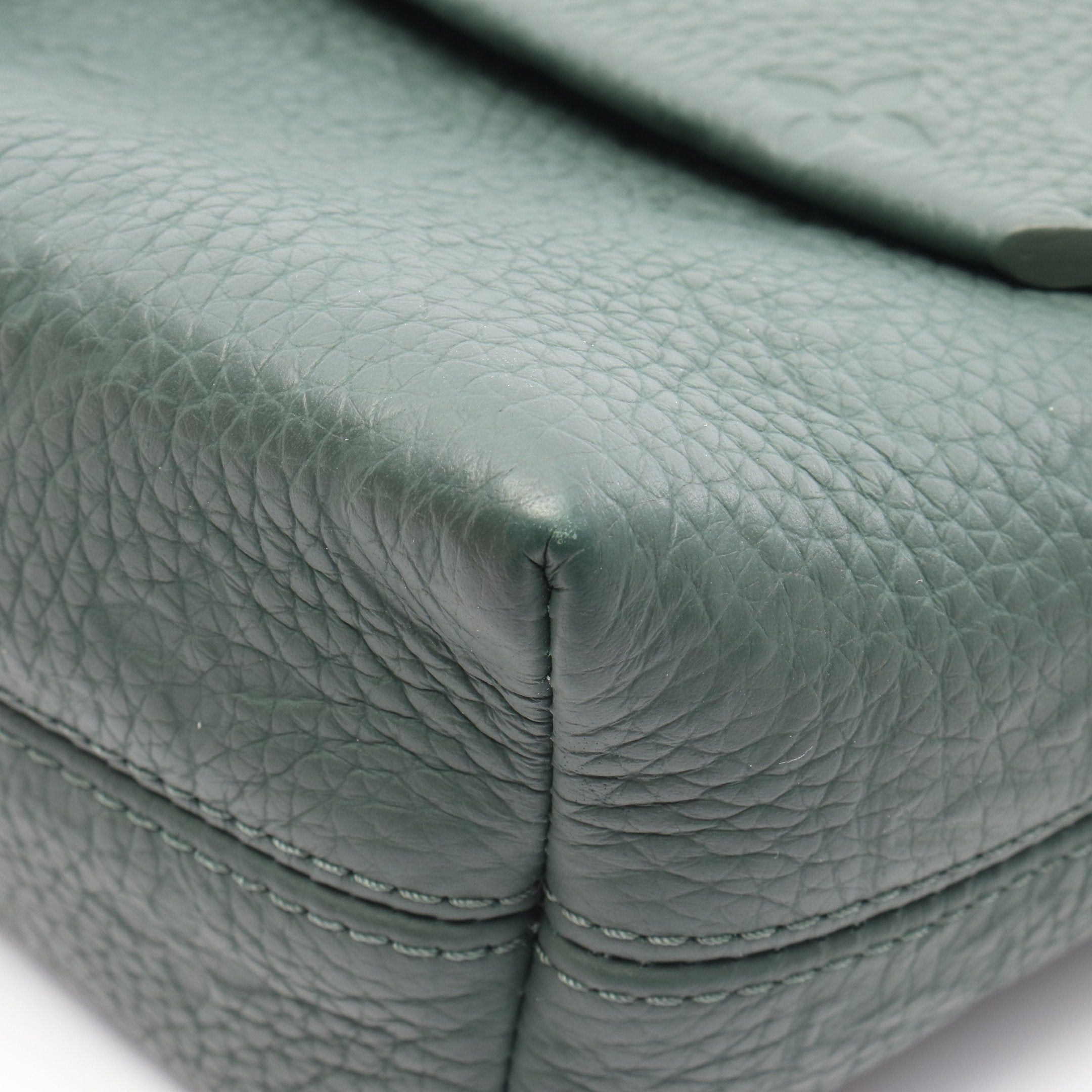 Louis Vuitton Louis Vuitton S-Cape Messenger Monogram Taurillon Shoulder Bag Leather Dark Green Size ONE SIZE - 8 Thumbnail