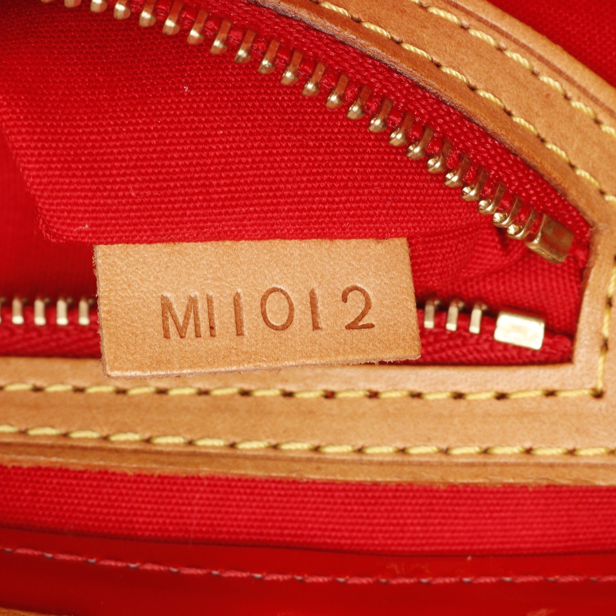 Louis Vuitton Louis Vuitton Lead Pm Monogram Vernis Rouge Handbag Leather Red Size ONE SIZE - 5 Thumbnail