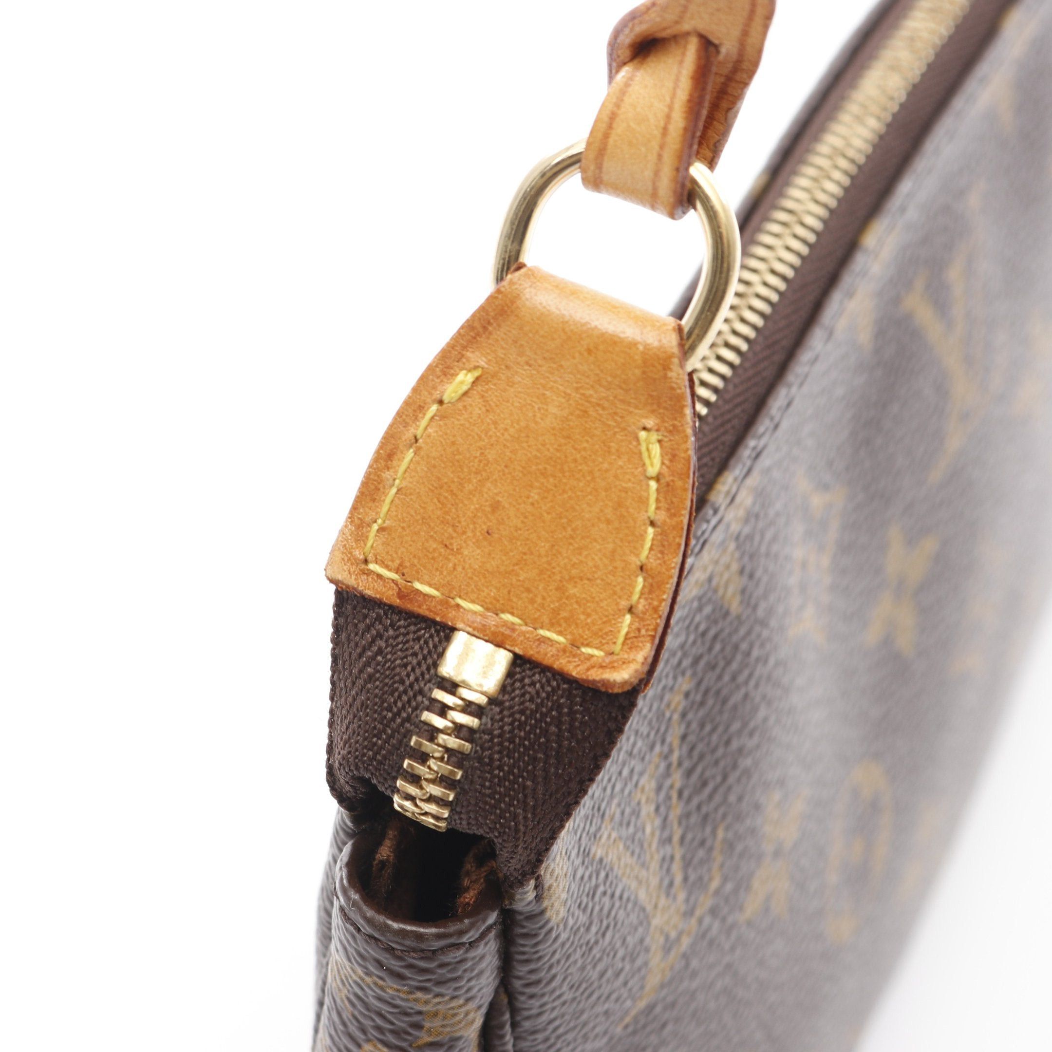 Louis Vuitton Louis Vuitton Pochette Accessoires Monogram Handbag Leather Brown Size ONE SIZE - 7 Thumbnail