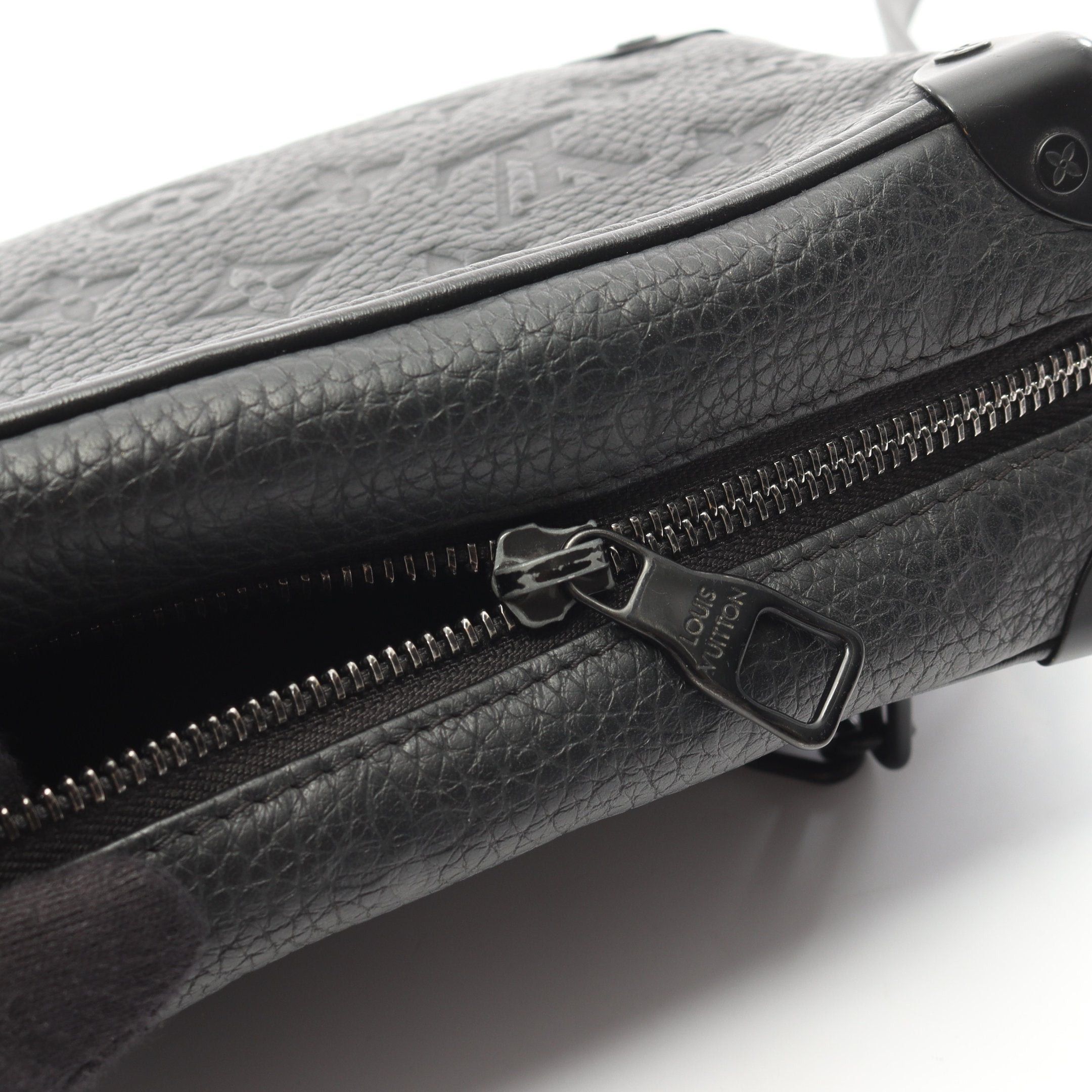 Louis Vuitton Louis Vuitton Mini Soft Trunk Monogram Taurillon Noir Chain Shoulder Bag Leather Black Size ONE SIZE - 7 Thumbnail