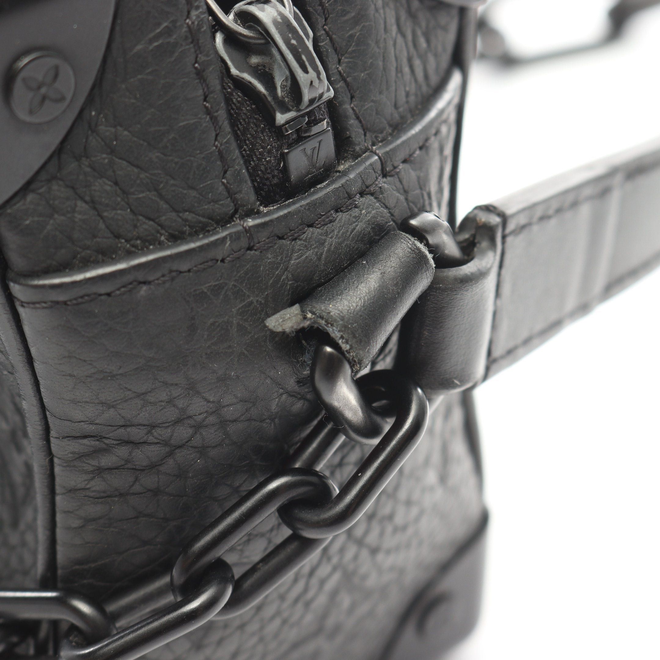 Louis Vuitton Louis Vuitton Mini Soft Trunk Monogram Taurillon Noir Chain Shoulder Bag Leather Black Size ONE SIZE - 6 Thumbnail