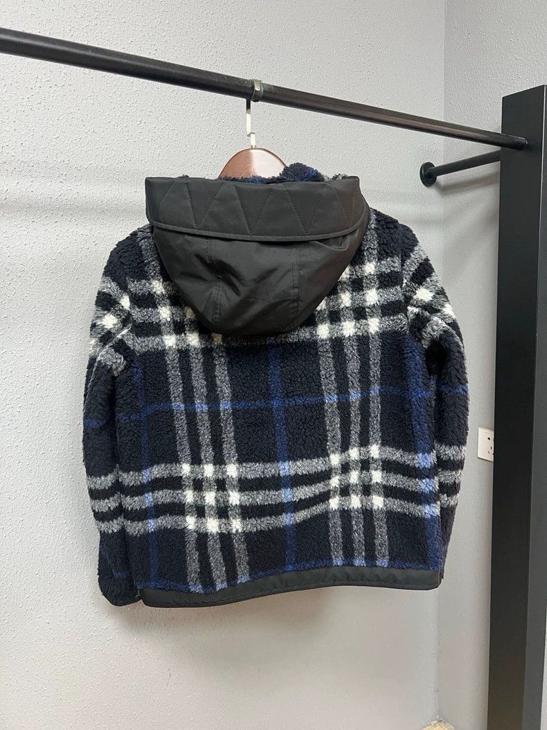Burberry Burberry Plaid Teddy Jacket Size UK4 Size US XXS / EU 40 - 2 Thumbnail