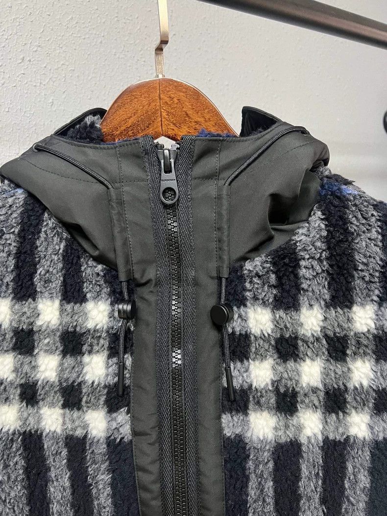 Burberry Burberry Plaid Teddy Jacket Size UK4 Size US XXS / EU 40 - 3 Thumbnail