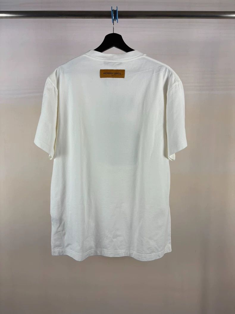 Louis Vuitton Louis Vuitton Short Sleeve Graphic T-Shirt Size US XL / EU 56 / 4 - 2 Thumbnail