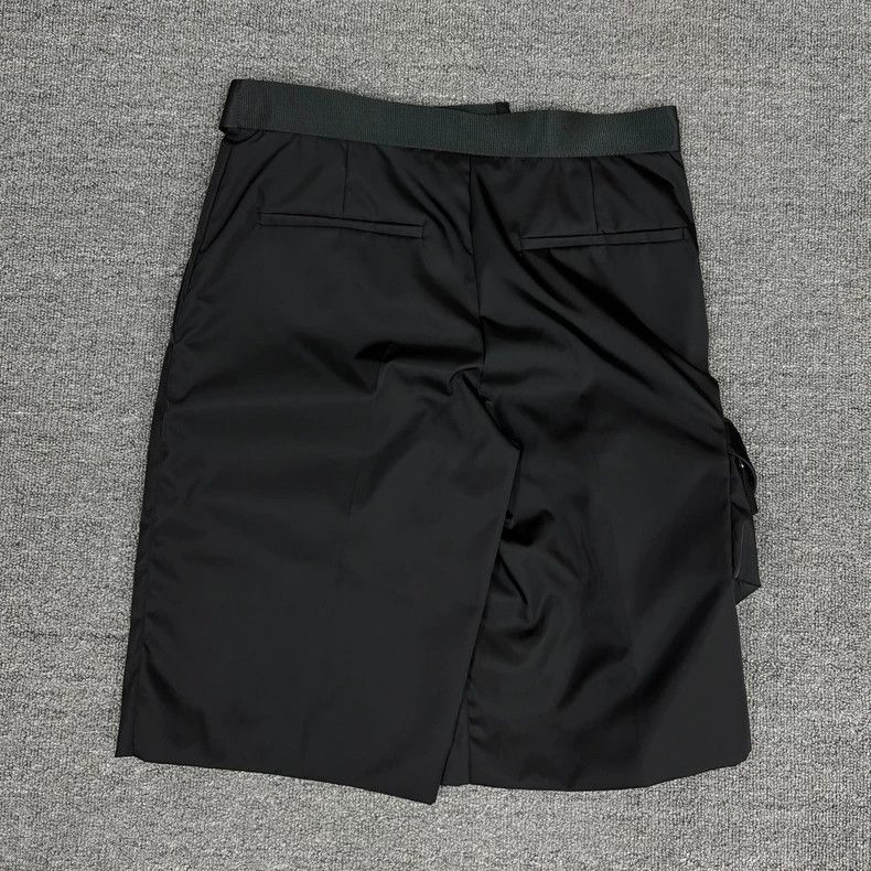 Prada Prada Functional Nylon Shorts Size 40 Size US 40 / EU 56 - 2 Thumbnail