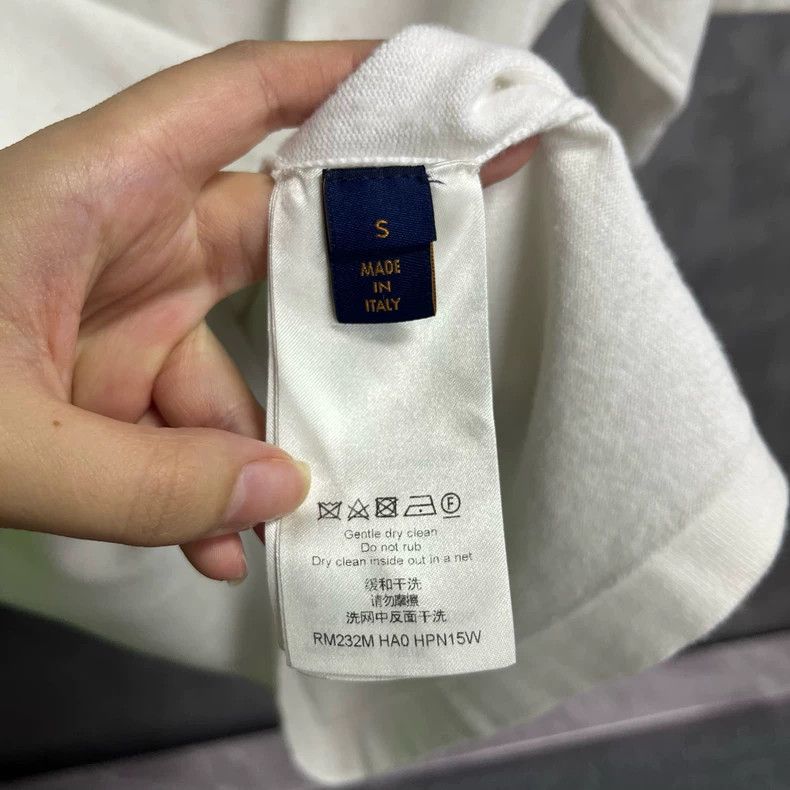 Louis Vuitton Short Sleeve T-shirt with Logo