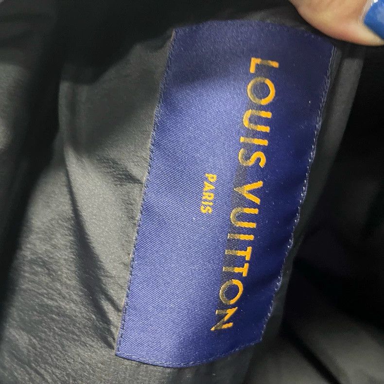 Louis Vuitton Louis Vuitton Gray Hooded Puffer Jacket Size US L / EU 52-54 / 3 - 5 Thumbnail
