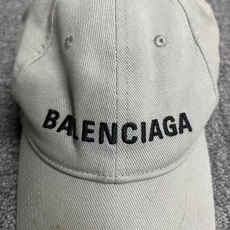 Balenciaga Balenciaga Gray Logo Embroidered Baseball Cap Size ONE SIZE - 2 Thumbnail