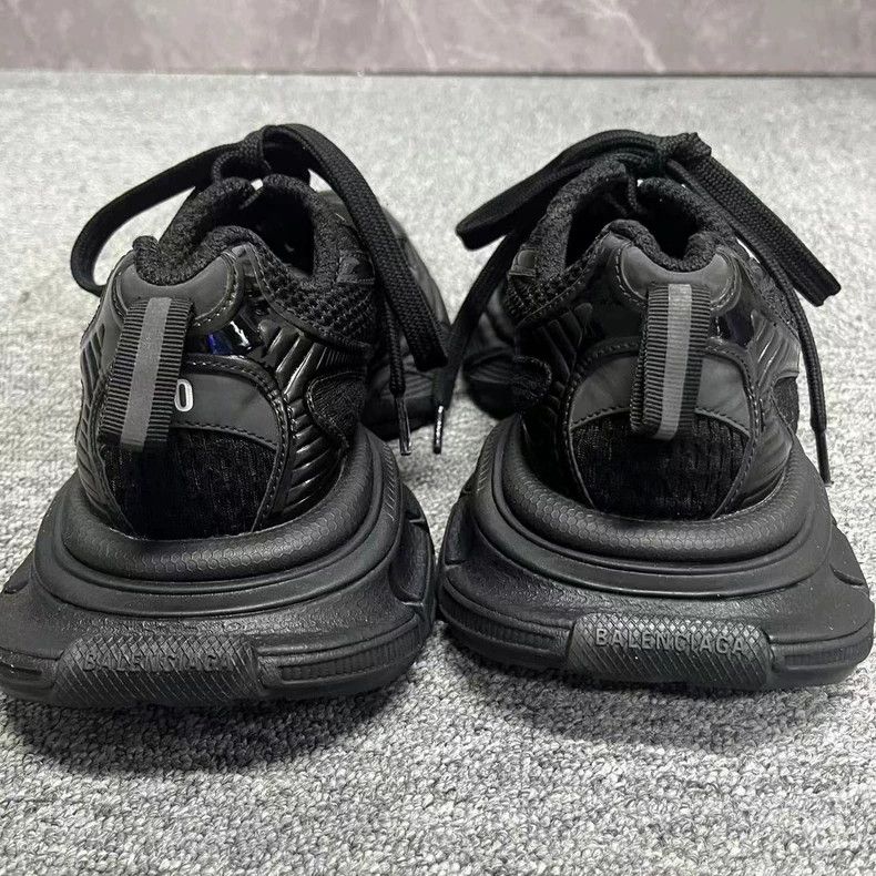 Balenciaga Balenciaga Black Mesh Low Top Sneakers Size US 7 / EU 40 - 3 Thumbnail