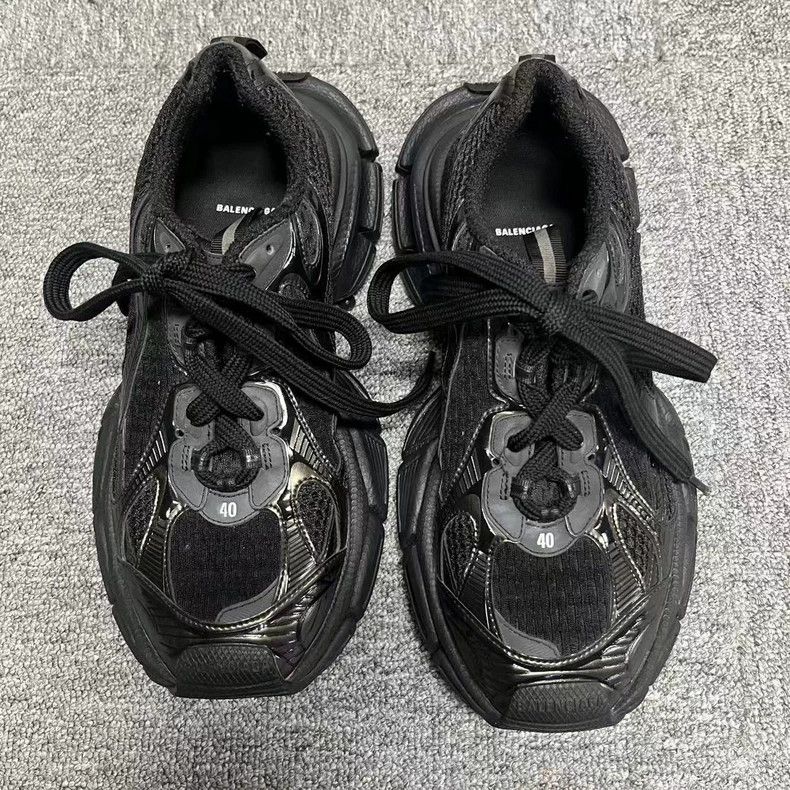 Balenciaga Balenciaga Black Mesh Low Top Sneakers Size US 7 / EU 40 - 2 Thumbnail
