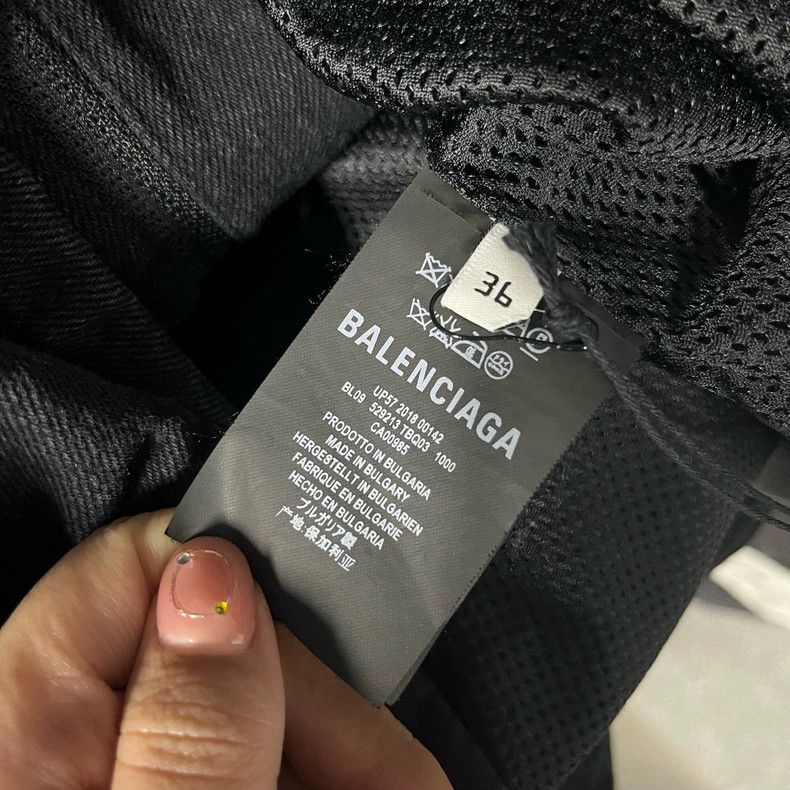 Balenciaga Balenciaga Black Logo Print Jacket Size US S / EU 44-46 / 1 - 6 Thumbnail