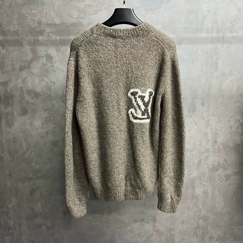 Louis Vuitton Louis Vuitton Brown Letter Print Long Sleeve Sweater Size US L / EU 52-54 / 3 - 5 Thumbnail
