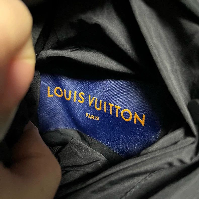 Louis Vuitton Louis Vuitton Black Quilted Jacket Size US L / EU 52-54 / 3 - 5 Thumbnail