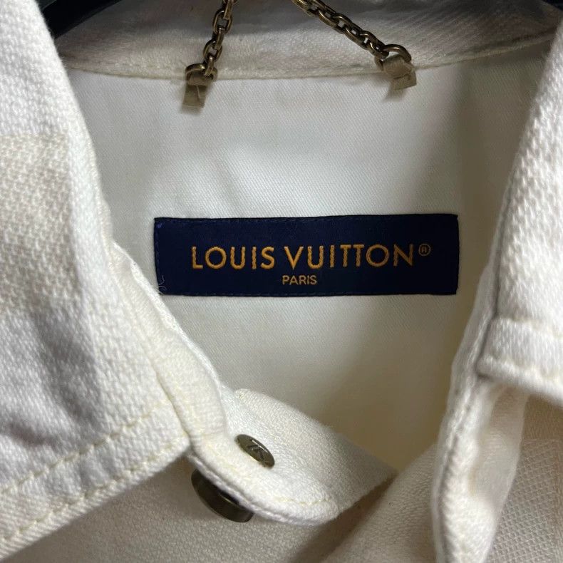 Louis Vuitton Louis Vuitton Beige Short Sleeve Button-Up Shirt Size US XL / EU 56 / 4 - 3 Thumbnail