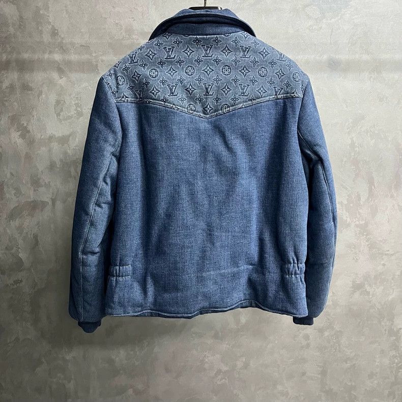 Louis Vuitton Louis Vuitton Blue Logo Denim Jacket Size US L / EU 52-54 / 3 - 5 Thumbnail