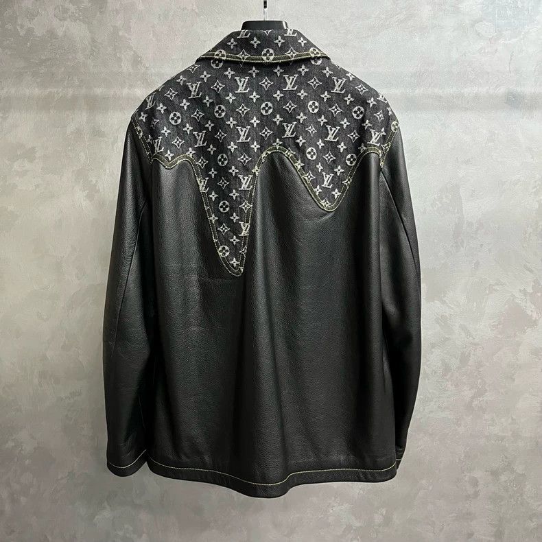 Louis Vuitton Louis Vuitton Black Logo Leather Jacket Size US L / EU 52-54 / 3 - 5 Thumbnail