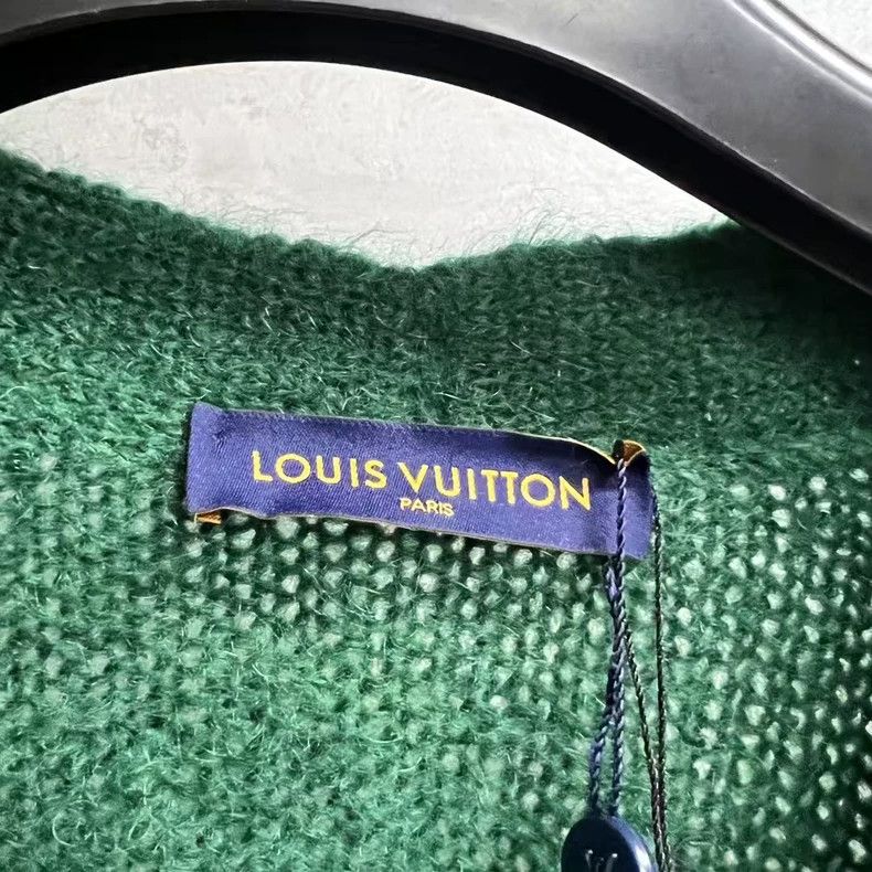 Louis Vuitton Louis Vuitton Green Letter Pattern Knit Sweater Size US L / EU 52-54 / 3 - 2 Thumbnail