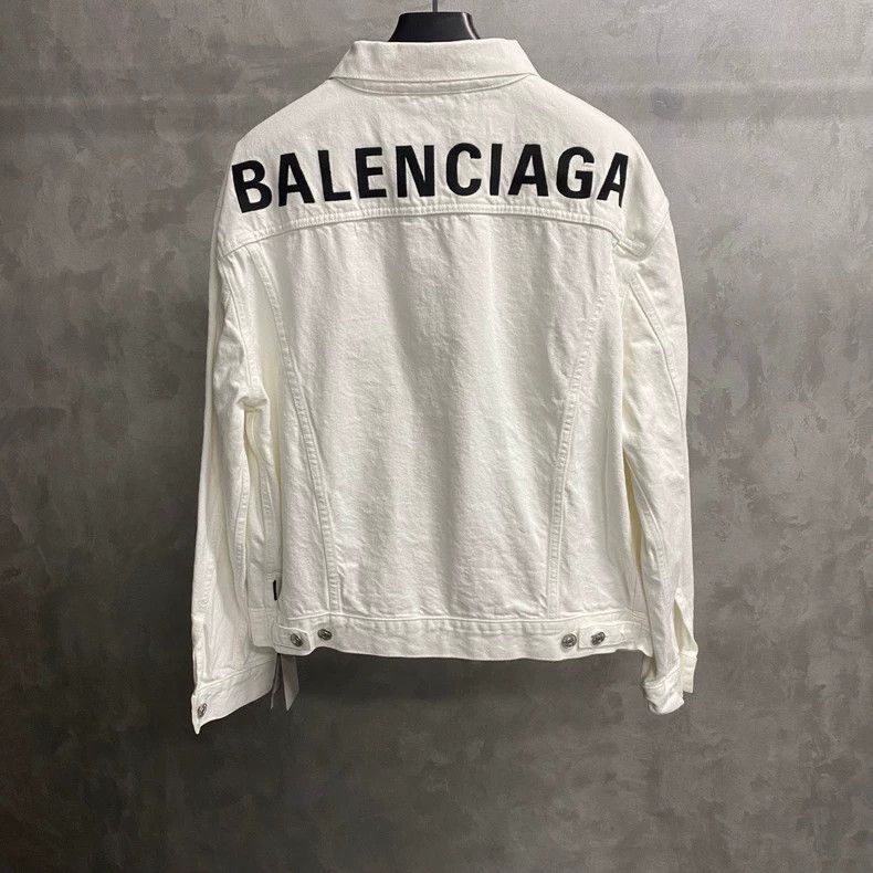 Balenciaga Balenciaga White Embroidered Logo Denim Jacket Size US L / EU 52-54 / 3 - 2 Thumbnail