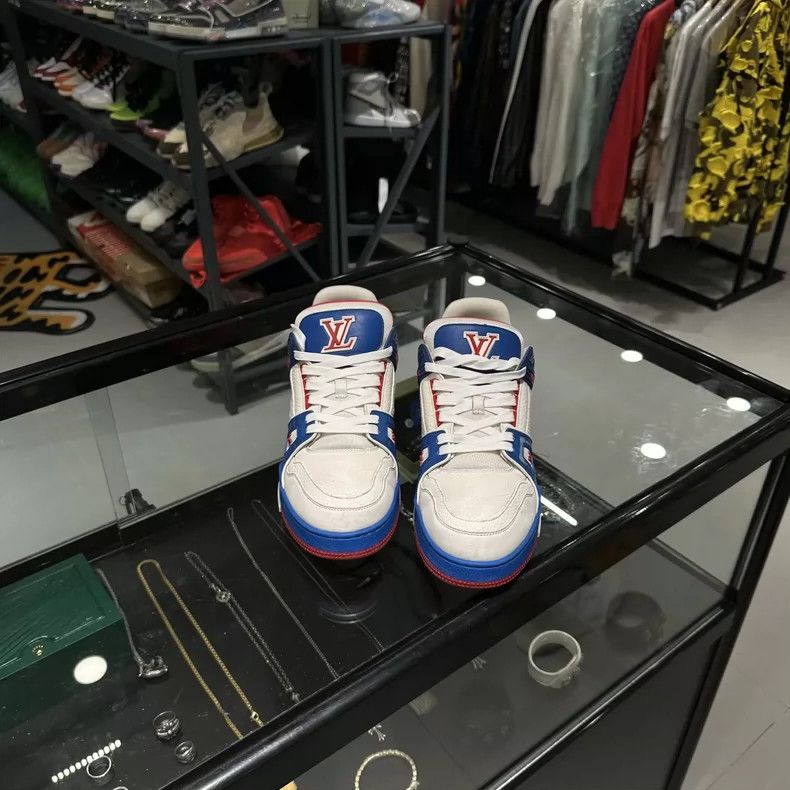 Louis Vuitton LOUIS VUITTON Trainer Shoes White Blue Size US 11 / EU 44 - 2 Thumbnail