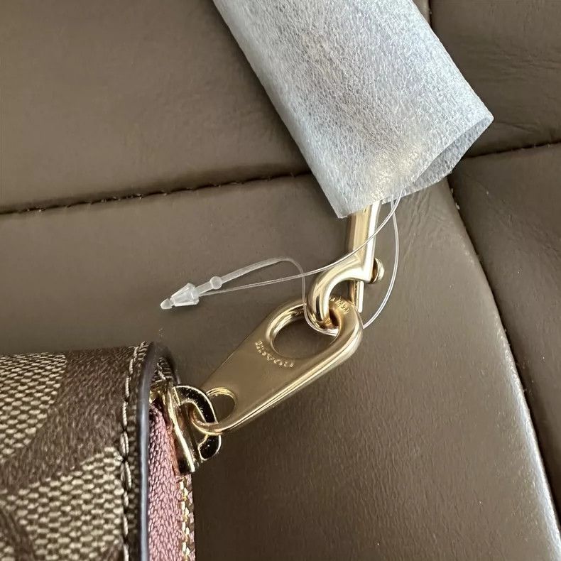 Coach COACH Long Brown Clutch Bag with Accessories Size ONE SIZE - 4 Thumbnail