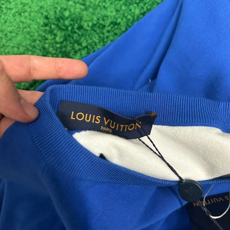 Louis Vuitton Louis Vuitton Blue and White Sweatshirt Size S Size US S / EU 44-46 / 1 - 3 Thumbnail