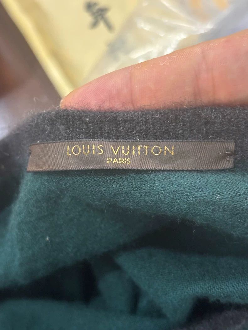 Louis Vuitton Italian Cashmere Sweater Size L Size US L / EU 52-54 / 3 - 4 Thumbnail