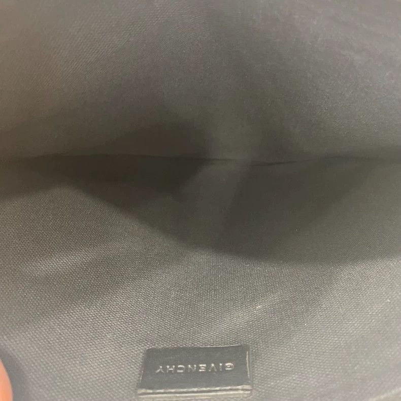 Givenchy Givenchy Classic Hand Clutch Bag Size ONE SIZE - 3 Thumbnail