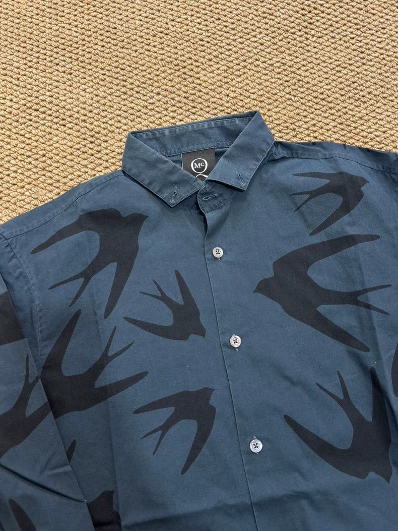 Alexander McQueen Alexander McQueen Swallow Pattern Long Sleeve Shirt Size US L / EU 52-54 / 3 - 3 Thumbnail