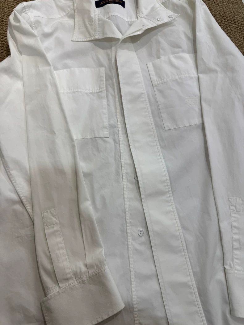 Louis Vuitton Louis Vuitton White Long Sleeve Shirt Size S Size US S / EU 44-46 / 1 - 3 Thumbnail
