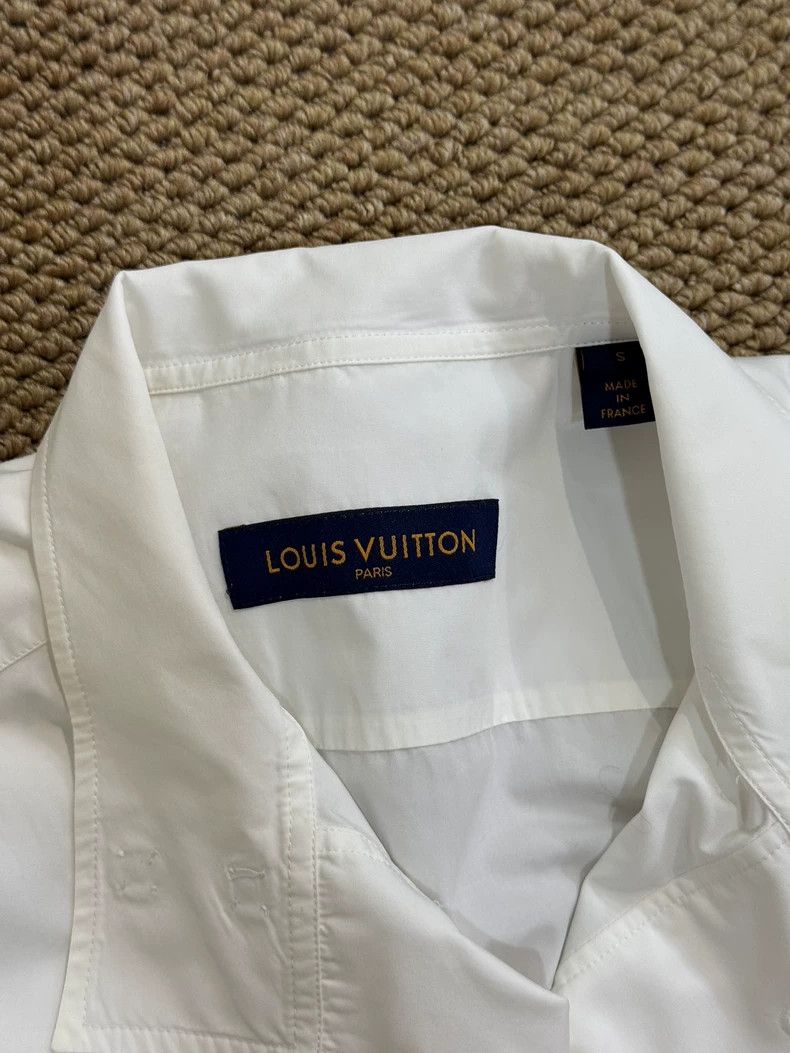 Louis Vuitton Louis Vuitton White Long Sleeve Shirt Size S Size US S / EU 44-46 / 1 - 4 Thumbnail