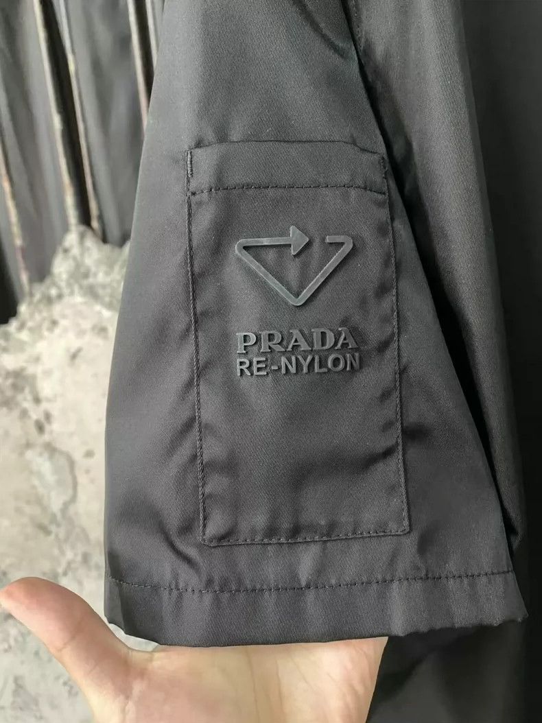Prada Prada Nylon Zip Short Sleeve Shirt Jacket Size US M / EU 48-50 / 2 - 5 Thumbnail