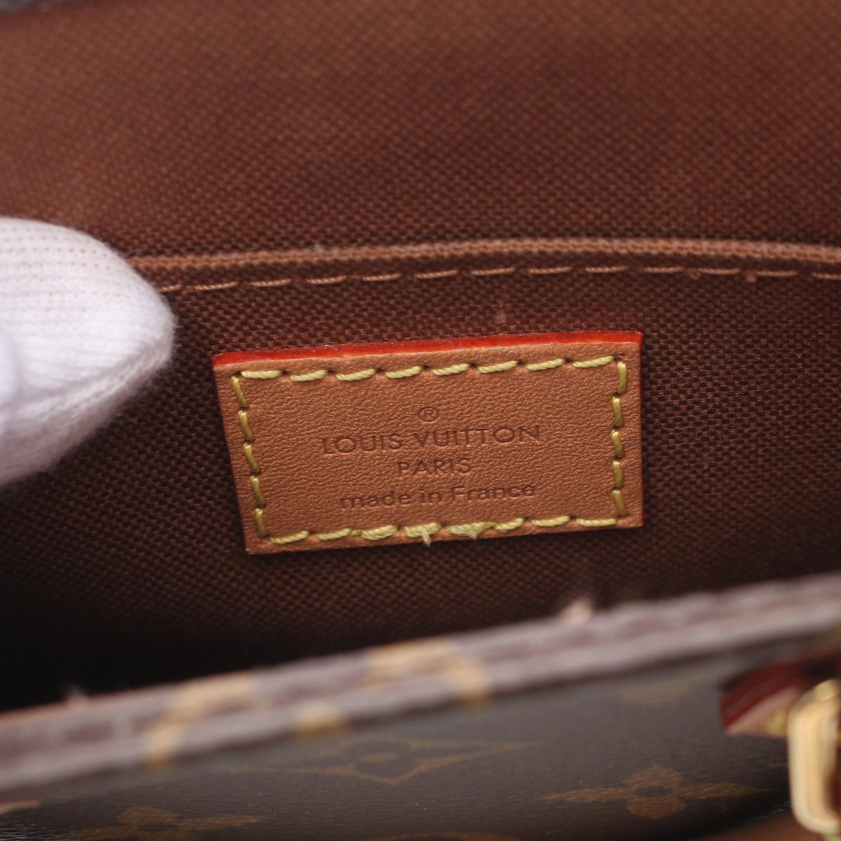 Louis Vuitton Louis Vuitton Louis Vuitton Petit Sac Plat Monogram Handbag Canvas Handbag M69442 Size ONE SIZE - 4 Thumbnail