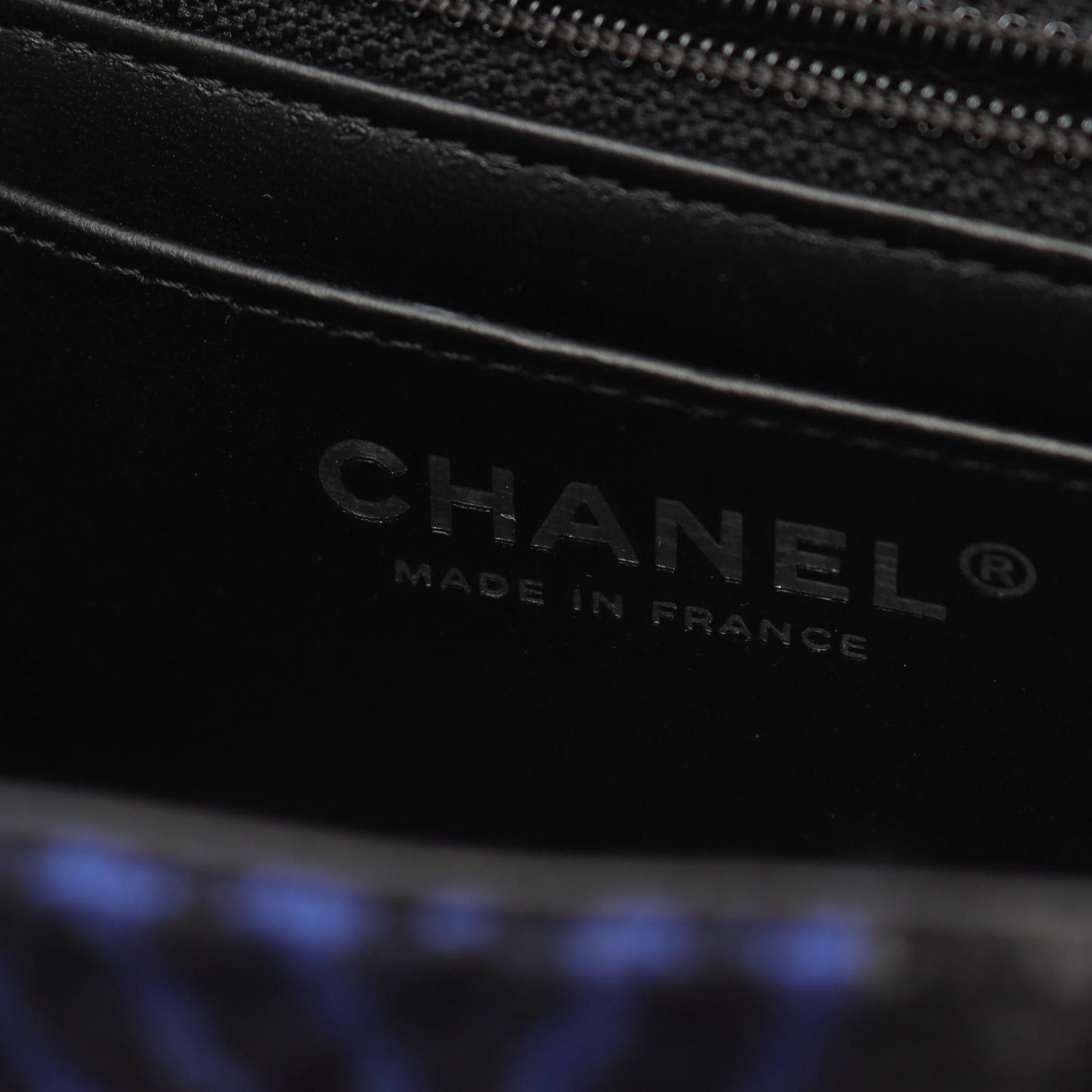 Chanel Chanel Chanel Mini Matelasse 20 Fabric Shoulder Bag Others Shoulder Bag A69900 Size ONE SIZE - 4 Thumbnail