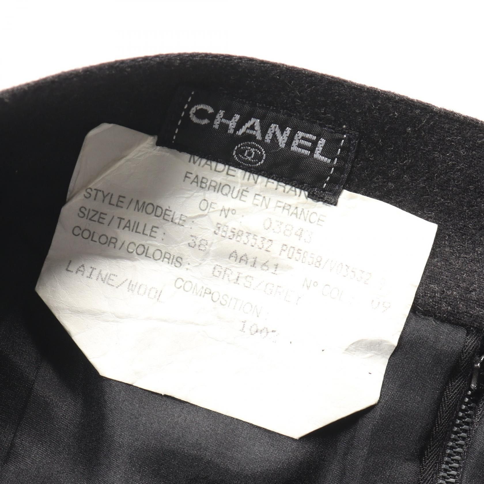 Chanel Chanel Chanel Coco Mark Button Wool Skirt Natural Material Skirts P05858 Size ONE SIZE - 3 Thumbnail