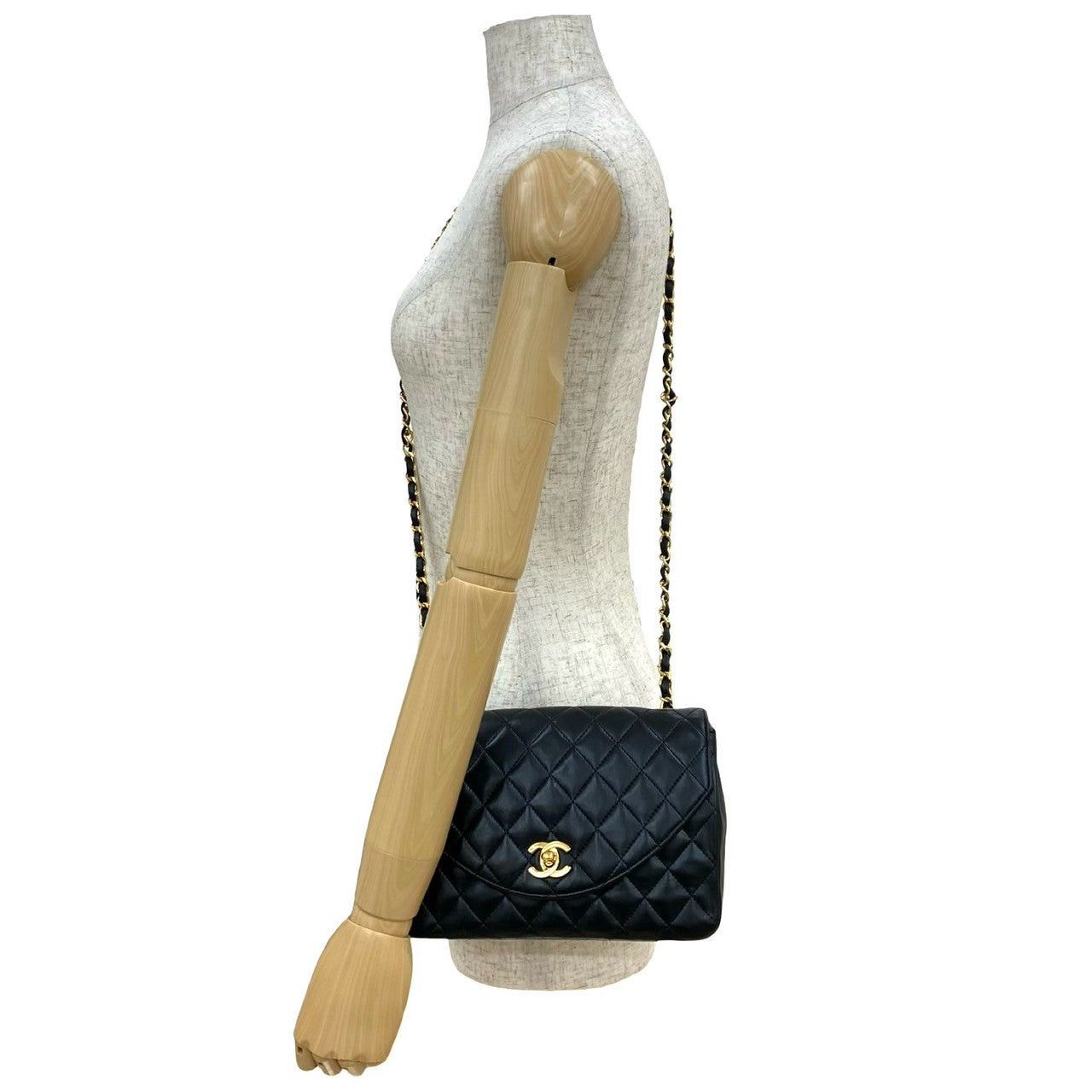 Chanel Chanel Shoulder Bag Black Leather Size ONE SIZE - 2 Thumbnail