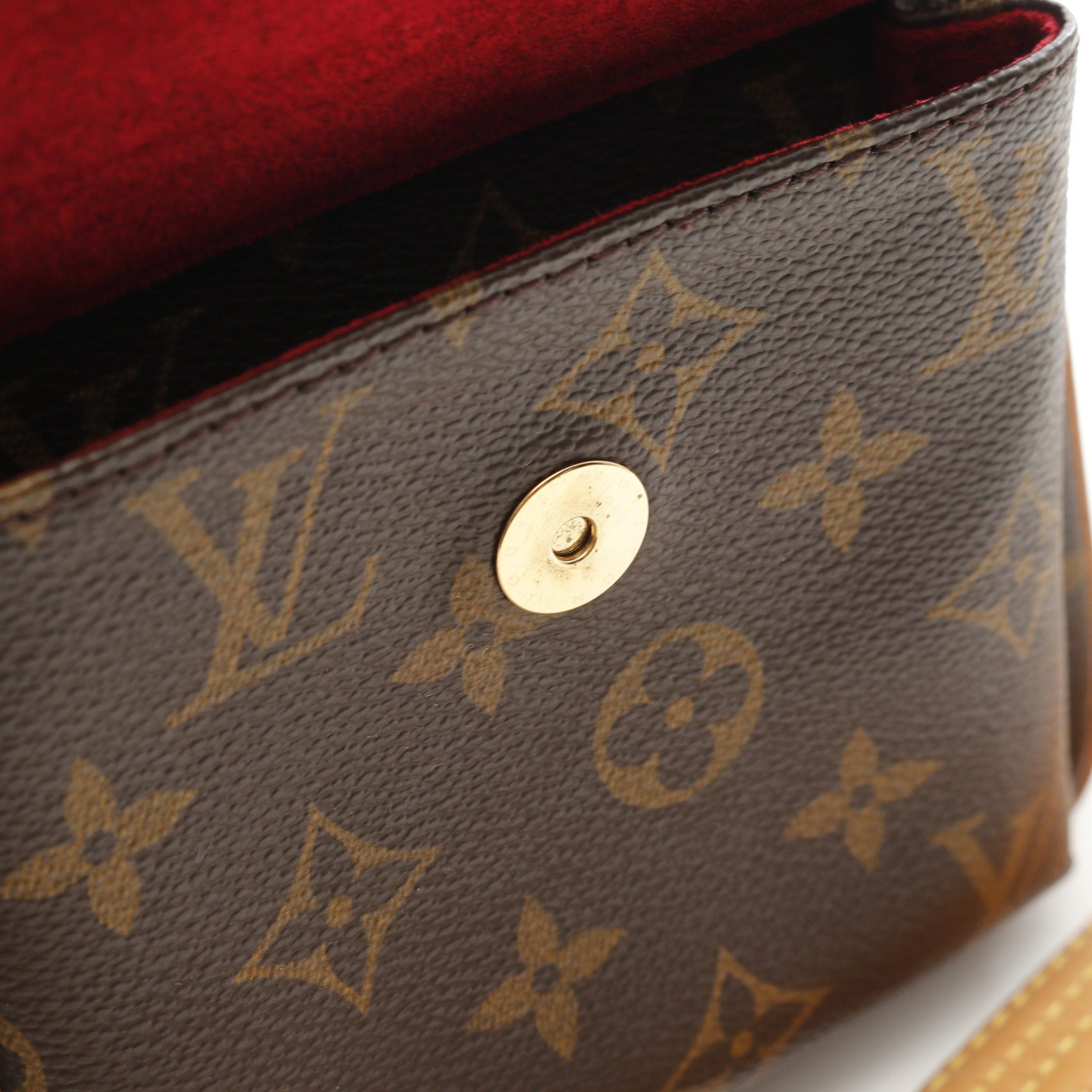 Louis Vuitton Louis Vuitton Vivacite Mm Monogram Shoulder Bag Leather Brown Size ONE SIZE - 10 Thumbnail